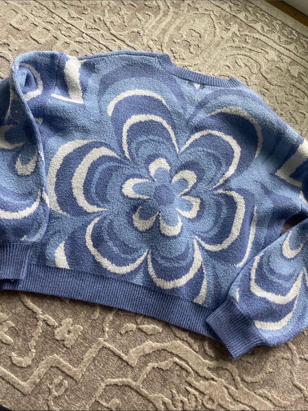 Funky Blue Floral Crewneck Sweater - Picture 6 of 6